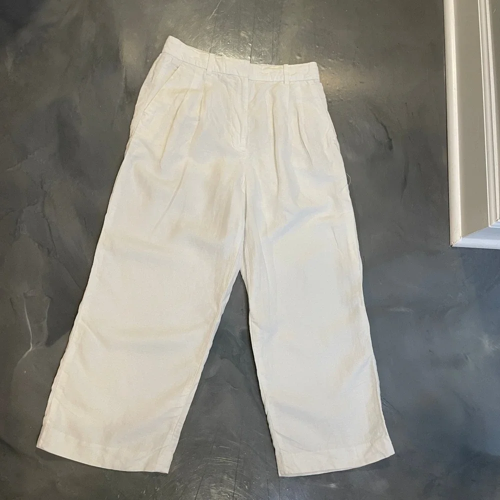 Wilfred Aritzia White Linen Blend Wide Leg Pleated High Rise Cropped Trousers 8